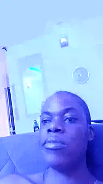 Snapshot of GlobeTrottieHottie1 chatting on October 12, 2025, 1:54 pm GlobeTrottieHottie1 online show from October 12, 2025, 1:54 pm