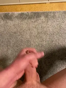 henrik wbc 06 online show from December 2, 2025, 2:23 pm