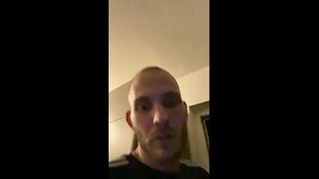 MolleDolle online show from March 24, 2026, 7:52 pm