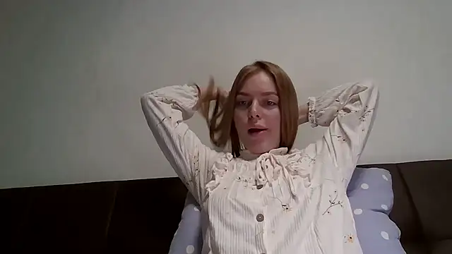 Selynora online show from March 16, 2026, 10:14 pm