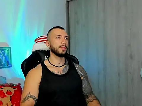 Dave-Max01 online show from December 4, 2025, 10:02 am