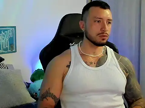 Dave-Max01 online show from February 19, 2026, 2:18 am