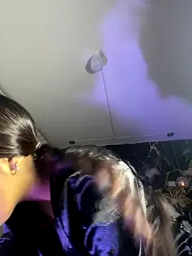 Luna star3 online show from December 13, 2025, 7:53 pm