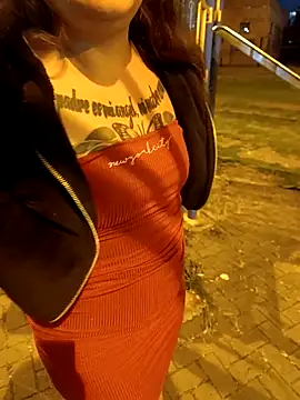 Snapshot of Allison_Flamingg chatting on November 9, 2025, 1:26 am Allison Flamingg online show from November 9, 2025, 1:26 am