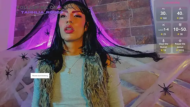 Snapshot of tahhlia_rouge chatting on October 29, 2025, 4:53 pm tahhlia rouge online show from October 29, 2025, 4:53 pm