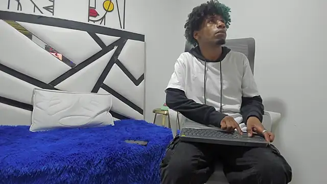 REDBRYAN EBANO online show from October 20, 2025, 7:14 pm