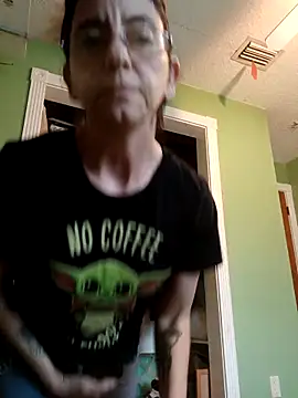 Snapshot of 1988beth chatting on March 4, 2026, 6:36 pm 1988beth online show from March 4, 2026, 6:36 pm