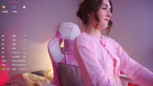 Snapshot of LureOfEva chatting on February 6, 2026, 8:56 pm LureOfEva online show from February 6, 2026, 8:56 pm