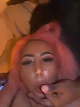 Snapshot of zara_bellexx chatting on October 13, 2025, 2:22 am zara bellexx online show from October 13, 2025, 2:22 am