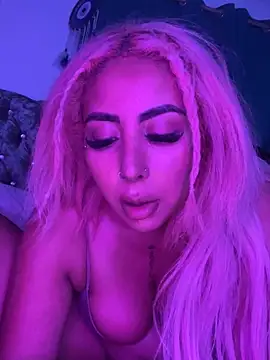 Snapshot of zara_bellexx chatting on October 30, 2025, 5:13 pm zara bellexx online show from October 30, 2025, 5:13 pm