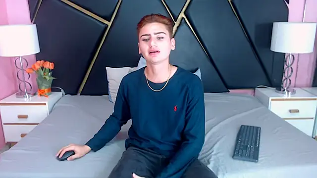 Snapshot of Alex_Millerss chatting on October 16, 2025, 8:54 pm Alex Millerss online show from October 16, 2025, 8:54 pm