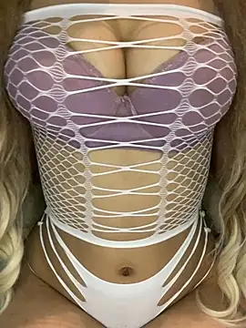 Sexy-Meryam online show from December 17, 2025, 2:12 pm