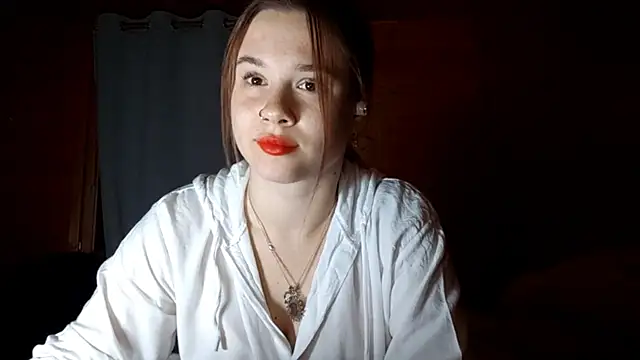 Snapshot of QuiveredFrown chatting on October 7, 2025, 5:43 pm QuiveredFrown online show from October 7, 2025, 5:43 pm