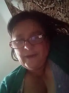 MilaCold5443 online show from December 5, 2025, 4:47 pm