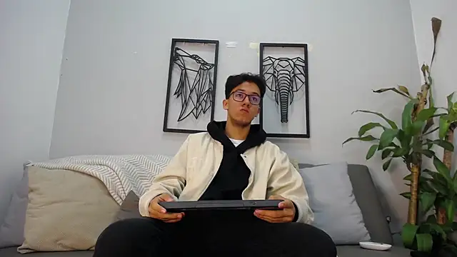 Snapshot of Austin_Reeds chatting on November 9, 2025, 11:52 am Austin Reeds online show from November 9, 2025, 11:52 am