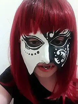 Snapshot of Heelite chatting on November 2, 2025, 1:35 pm Heelite online show from November 2, 2025, 1:35 pm