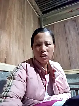 jerry-xx online show from November 28, 2025, 1:25 pm