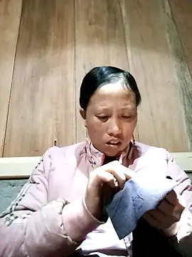 jerry-xx online show from November 30, 2025, 12:20 pm