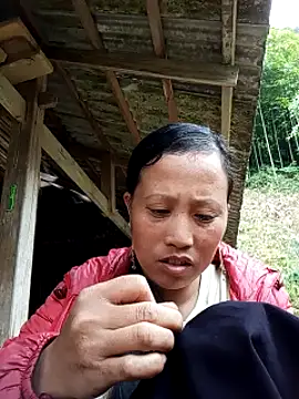 jerry-xx online show from December 18, 2025, 3:56 am