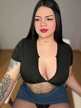 dulcemarianh  online show from April 3, 2026, 3:26 am