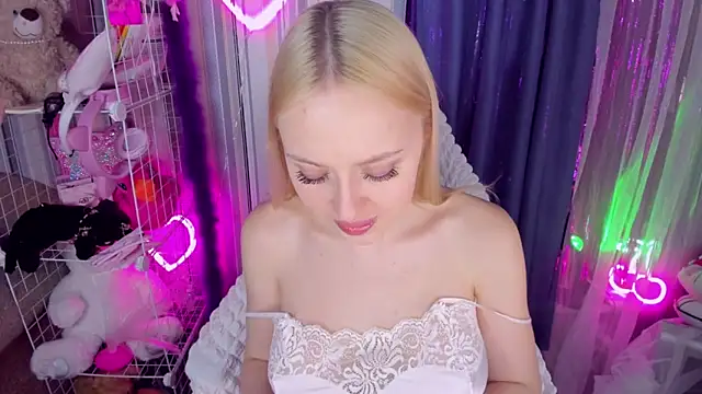 CeaneLino online show from March 24, 2026, 12:10 pm