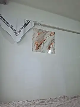 Snapshot of Nika_aa chatting on February 5, 2026, 8:41 am Nika aa online show from February 5, 2026, 8:41 am