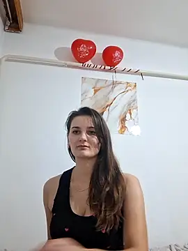 Snapshot of Nika_aa chatting on February 12, 2026, 7:53 pm Nika aa online show from February 12, 2026, 7:53 pm