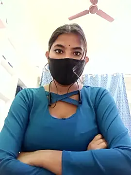 Hot radhaji online show from February 5, 2026, 3:16 pm