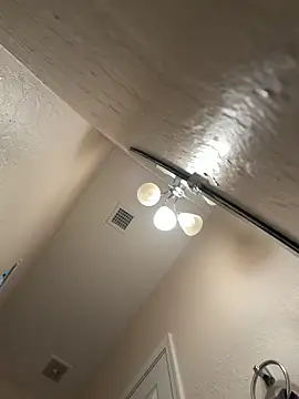 B1GLO online show from February 25, 2026, 8:18 pm