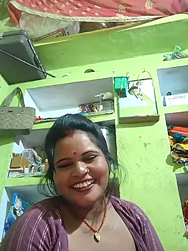 Snapshot of ALEXXA_143 chatting on October 24, 2025, 5:31 pm ALEXXA 143 online show from October 24, 2025, 5:31 pm