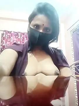 Megla879 online show from November 10, 2025, 4:33 am