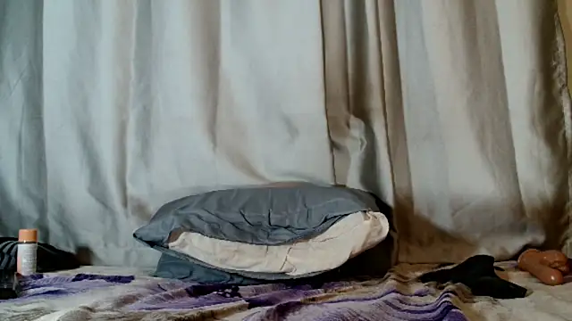 Snapshot of SexyBitch29 chatting on October 29, 2025, 8:21 pm SexyBitch29 online show from October 29, 2025, 8:21 pm