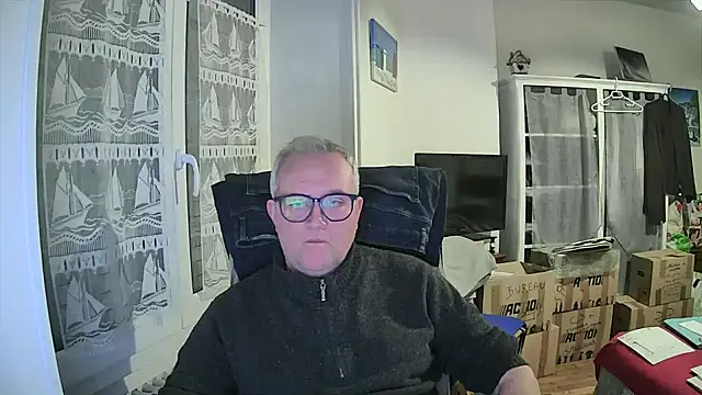 macdut67 online show from March 1, 2026, 4:25 am