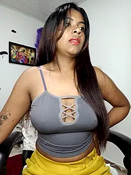 vannesitha25 online show from November 6, 2025, 2:29 pm