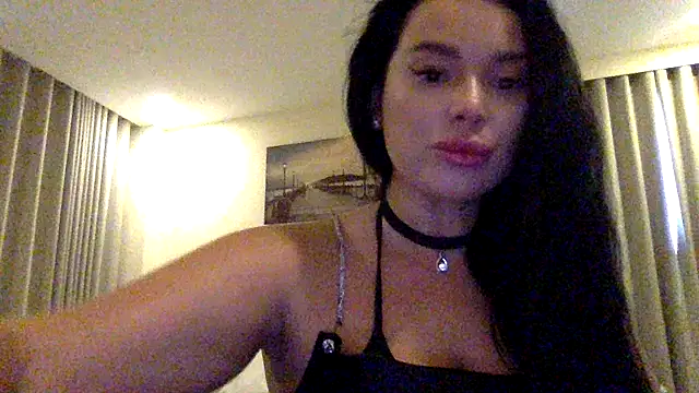 Snapshot of Fayronna chatting on February 15, 2026, 12:07 am Fayronna online show from February 15, 2026, 12:07 am