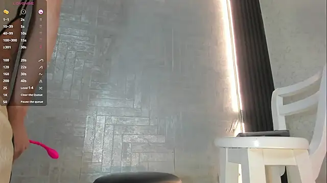 Alisson Steelersexy online show from July 7, 2026, 8:13 pm