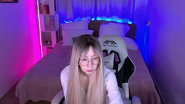 Snapshot of sofiisun chatting on October 19, 2025, 2:12 am sofiisun online show from October 19, 2025, 2:12 am