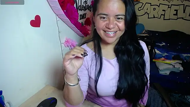 Miss  kendra  online show from April 6, 2026, 12:52 am