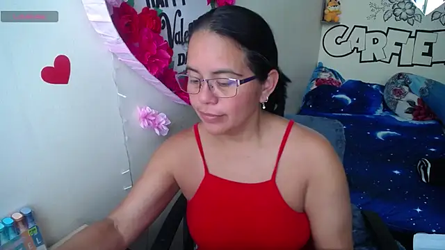 Miss  kendra  online show from May 9, 2026, 5:29 pm