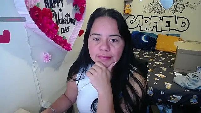 Miss  kendra  online show from July 9, 2026, 12:20 pm