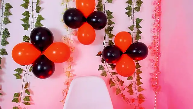 LucieAngels online show from October 31, 2025, 2:29 pm