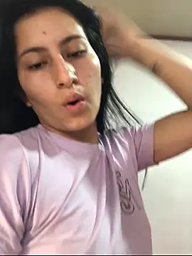 IAM SARAH online show from October 16, 2025, 8:32 pm