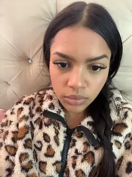 MeganHillss online show from February 25, 2026, 7:01 pm