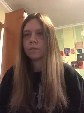 Snapshot of LunaVirelle chatting on November 13, 2025, 1:21 pm LunaVirelle online show from November 13, 2025, 1:21 pm