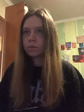 LunaVirelle online show from November 16, 2025, 8:58 pm