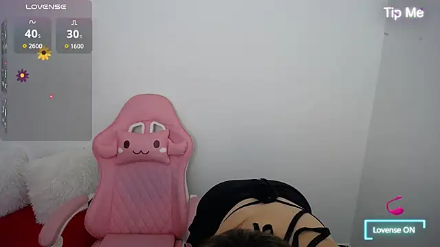 Isabella wish1 online show from October 10, 2025, 2:05 pm