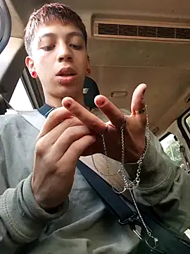 Snapshot of _DAEMON_666 chatting on October 20, 2025, 5:35 pm DAEMON 666 online show from October 20, 2025, 5:35 pm