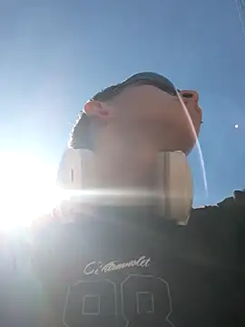 Snapshot of _DAEMON_666 chatting on October 25, 2025, 5:40 pm DAEMON 666 online show from October 25, 2025, 5:40 pm