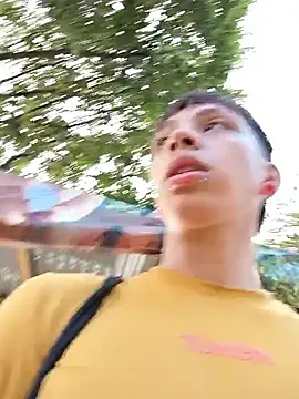 Snapshot of _DAEMON_666 chatting on November 2, 2025, 8:44 pm DAEMON 666 online show from November 2, 2025, 8:44 pm