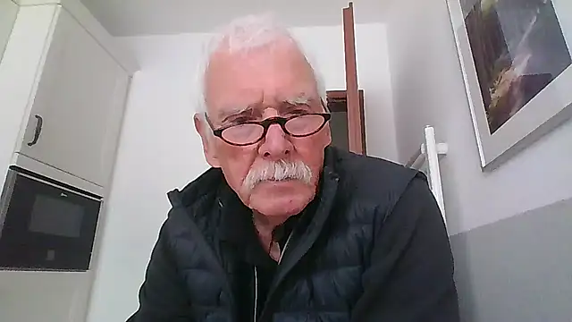 super-snoopy online show from April 17, 2026, 8:17 am